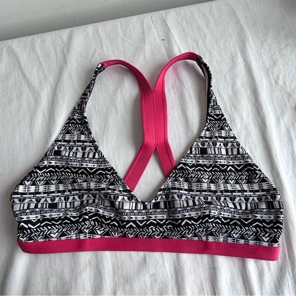 Patagonia Tribal Print Swim Suit Top - Picture 5 of 9